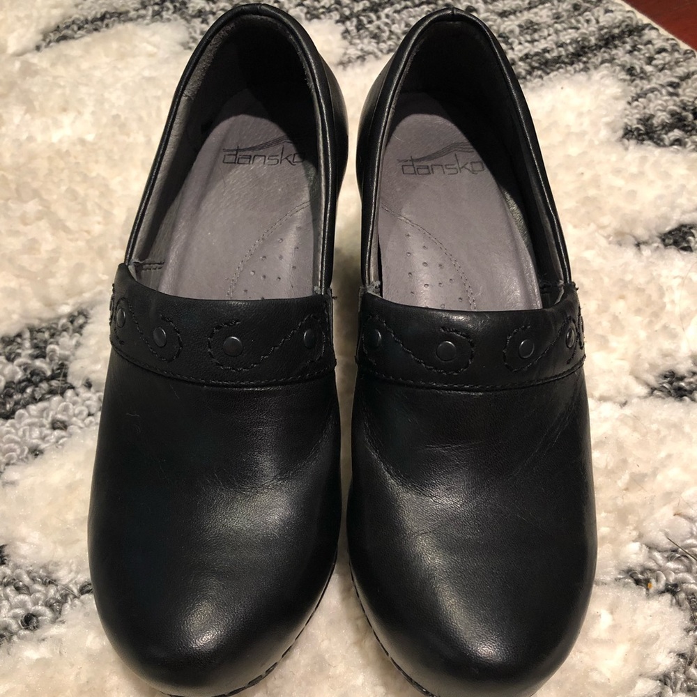 Dansko size 37.  Black